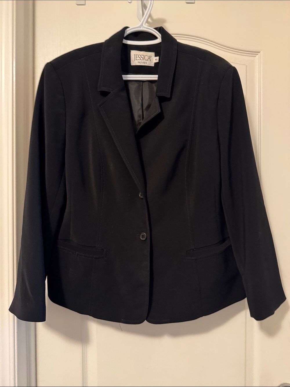 Jessica Black Single-Button Tailored Blazer